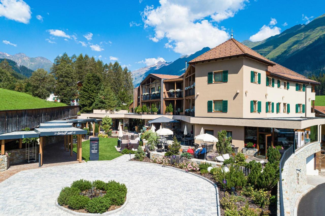 Hotel Erlebnisort Gassenhof Ridanna Esterno foto
