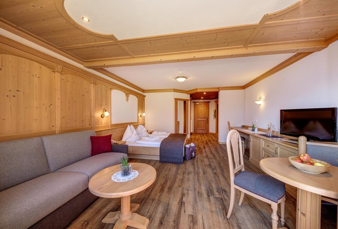 Hotel Erlebnisort Gassenhof Ridanna Esterno foto